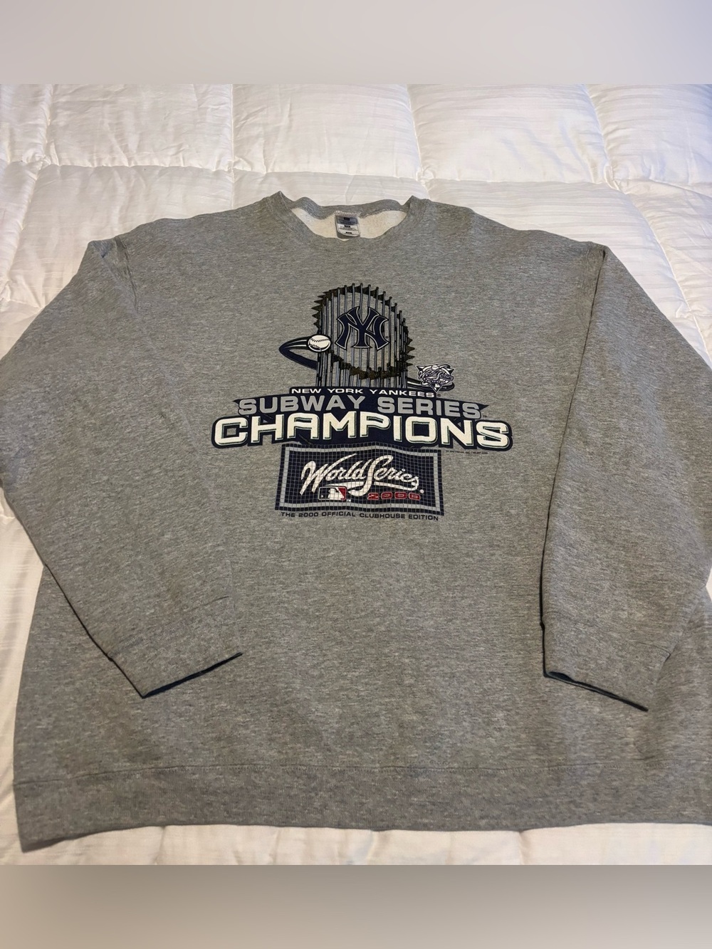 Vintage 2000 New York Yankees Subway Series Distressed Sweatshirt Size XXL